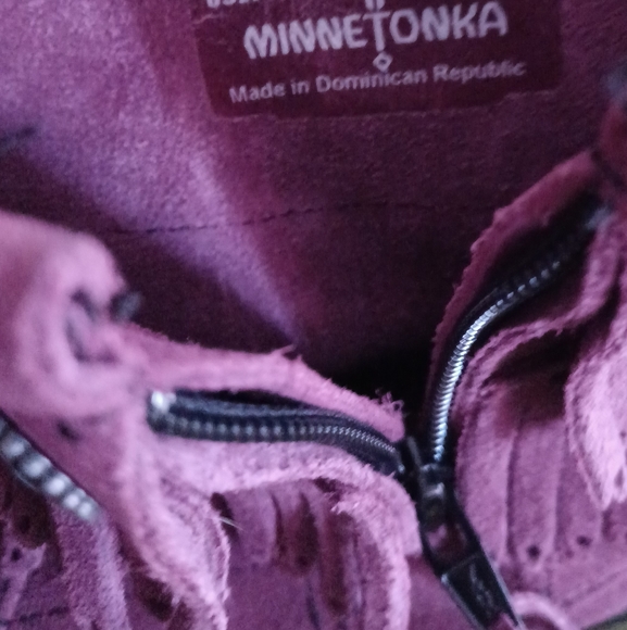 Adult Minnetonka Booties - Picture 1 of 8